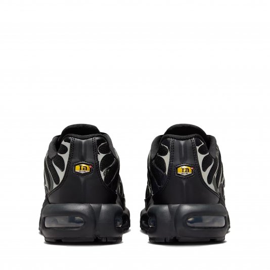 Air Max Plus SE Black/Metallic Silver/Laser Crimson/Off Noir