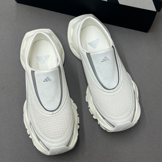 XLG Runner Mule Cloud White/Gray Silver/White Gray