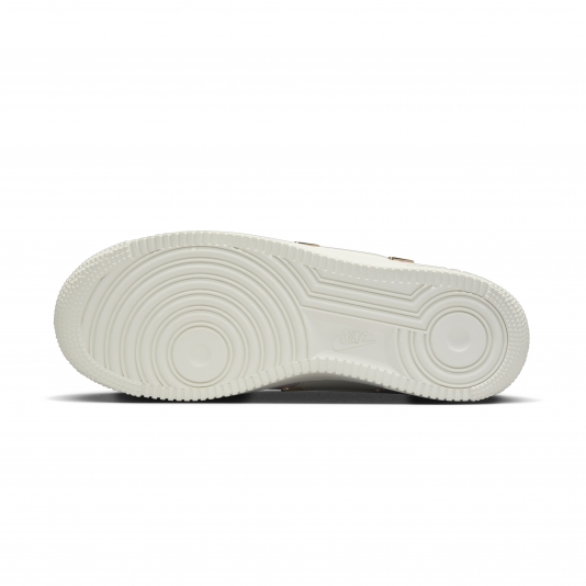 Air Force 1 `07 LX Metallic Swooshes/Pink Foam