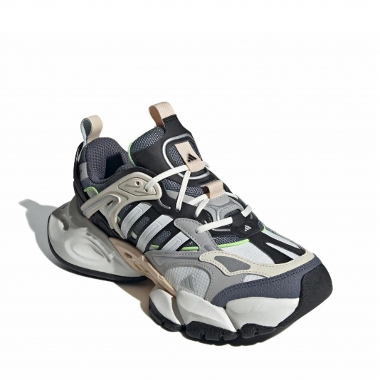 XLG Runner Deluxe Off White/Core Black/Grey
