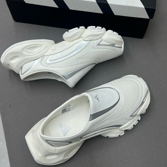 XLG Runner Mule Cloud White/Gray Silver/White Gray