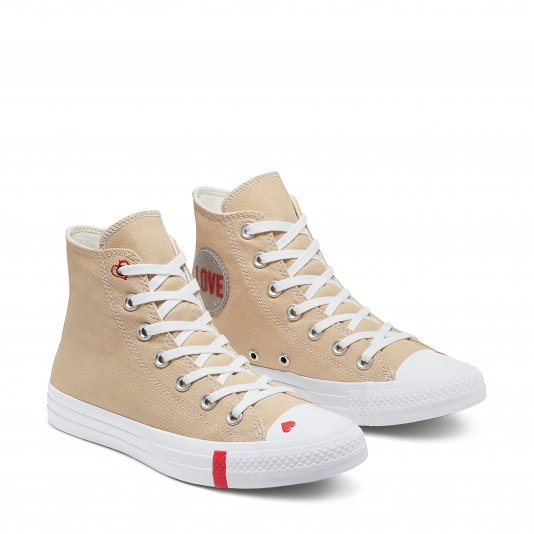 Chuck Taylor All Star HI Love Fearlessly Desert Ore/University Red