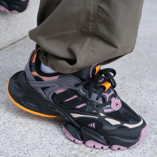XLG Runner Deluxe Core Black/Pink/Orange/Grey