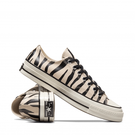 Chuck Taylor Vintage 70 Glow-In-The-Dark Zebra OX Light Dune/Black/Egret