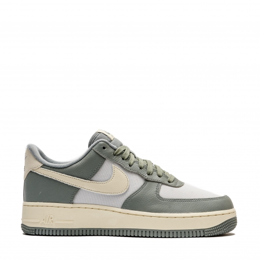 Air Force 1 `07 LX Mica Green/Coconut Milk/Photon Dust