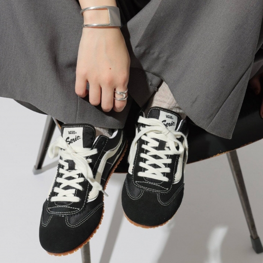 Super Lowpro Black/White