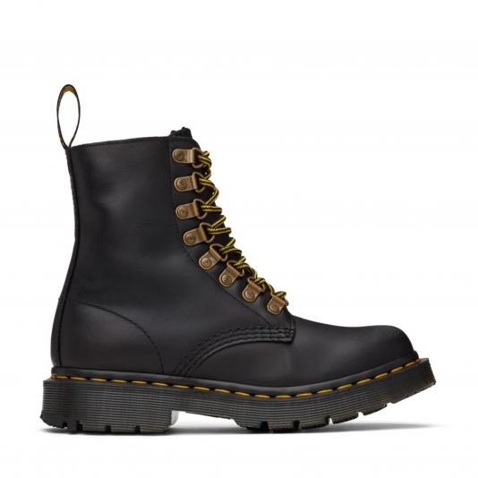 Pascal black 2025 doc martens