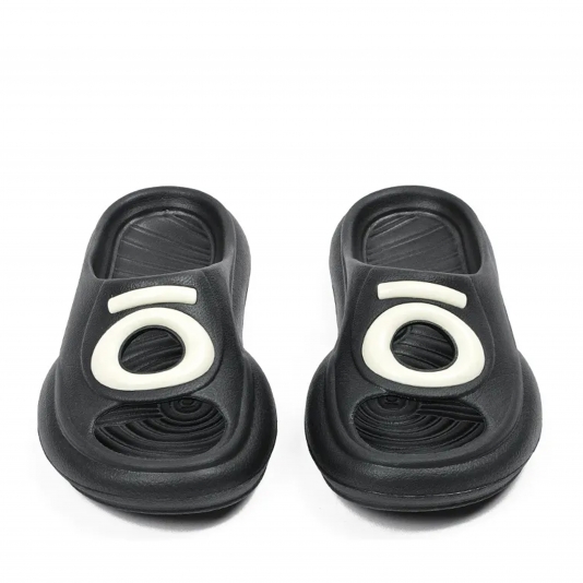 OCloud 004 Slides Charcoal Black