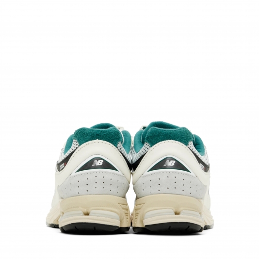 2002R Sea Salt/Vintage Teal/White