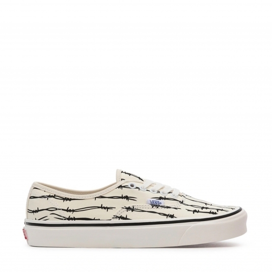 Authentic 44 DX White/Black/Og Barbed Wire