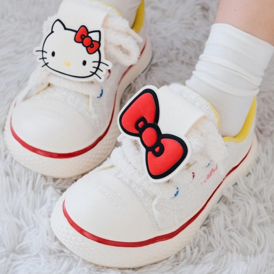 Canvas X Sanrio Hello Kitty White/Multi