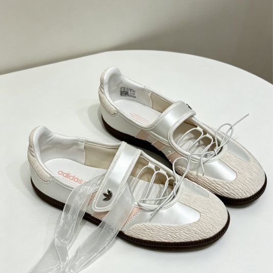 Samba Jane Core White/Chalk White/Wonder Quartz