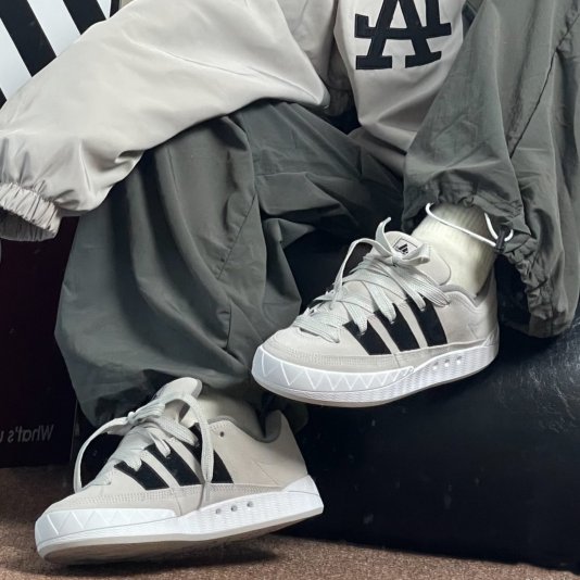 Adimatic Grey One/Core Black/Grey Three