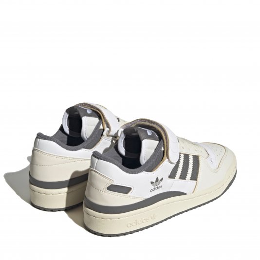Forum 84 Low Off White/Grey/Silver Pebble