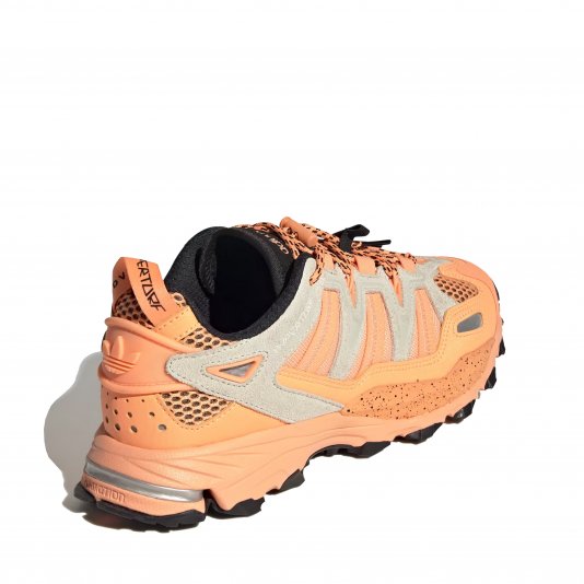 Hyperturf Beam Orange/Core Black/Ecru Tint
