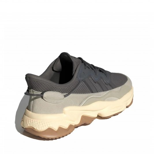 Ozweego TR Charcoal/Putty Grey/Sand Layer
