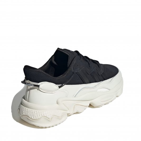 Ozweego TR Core Black/Off White