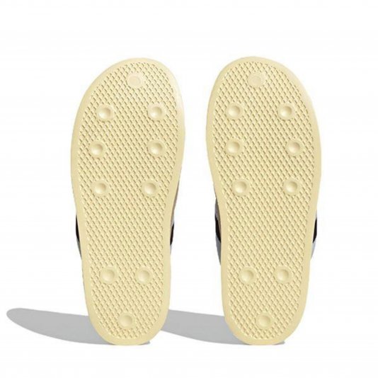 Puffylette Footwear White/Core Black/Off White