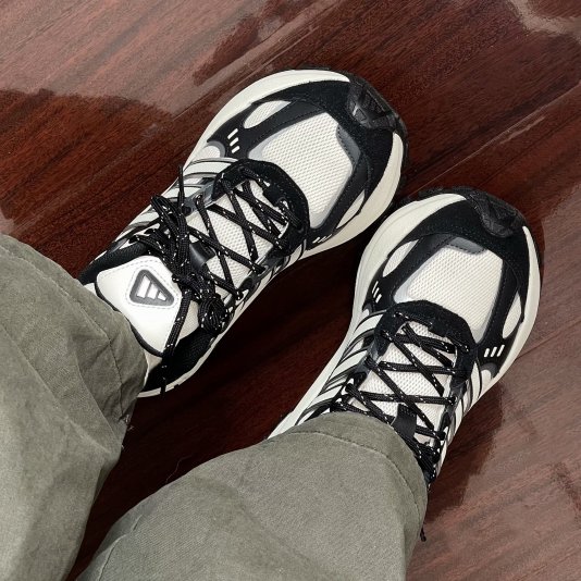 Shadow Fever Core Black/Silver/Cloud White