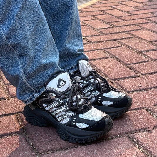Shadow Fever Core Black/Silver Metallic/Cloud White