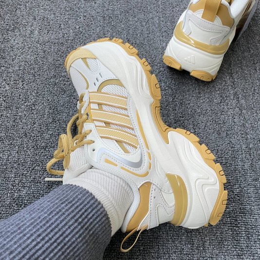 Shadow Fever Preloved Yellow/Cloud White/Gold Metallic