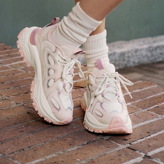 Shadow Valley Off White/Sand Brown Pink/Purple Pink