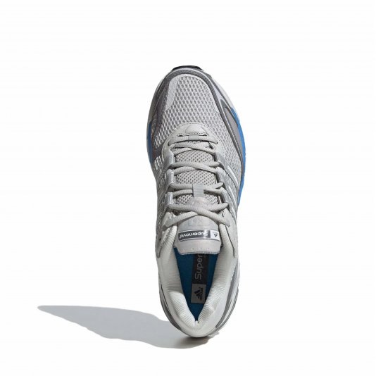 Supernova Cushion 7 Light Grey/Silver Metallic/Clear Blue