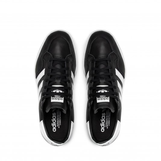 Team Court Core Black/Cloud White/Core Black
