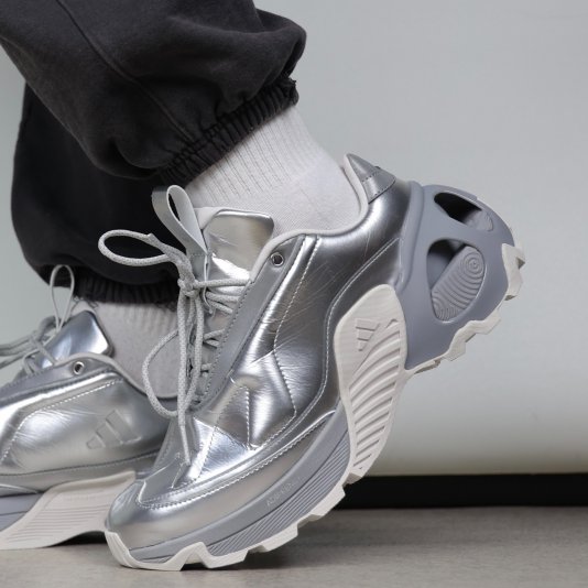 Wonder Runner Gray Silver/Silver Metallic
