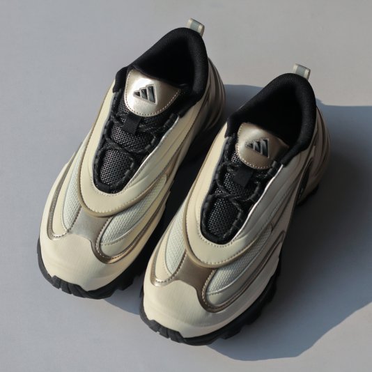 Wonder Runner Turbo Core Black/Champagne Gold/Light Bone