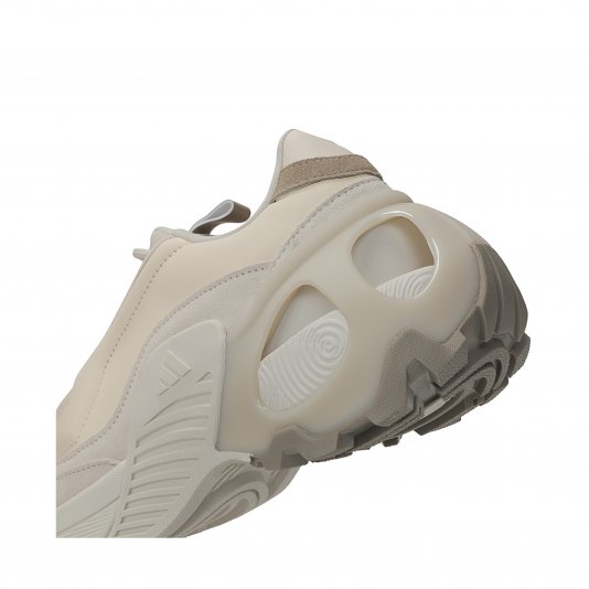 Wonder Runner Wonder Beige/Chalk White