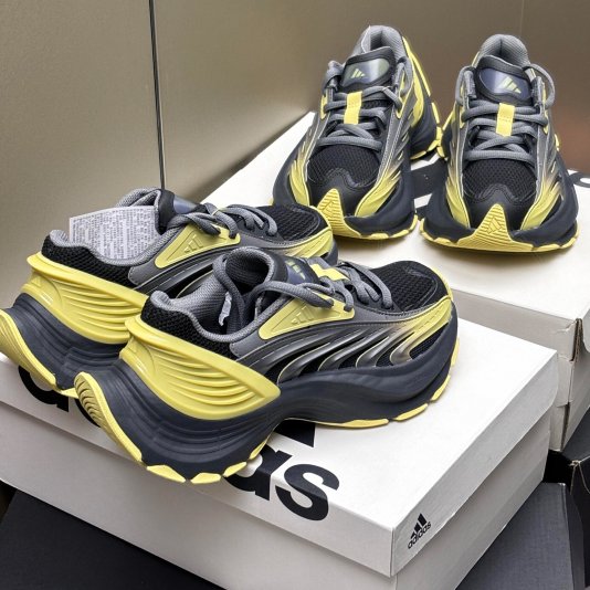 XLG MTW Black Gold/Core Black/Powder Yellow