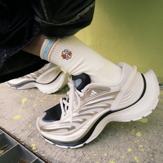 XLG MTW Champagne Gold/Core Black/White Sail