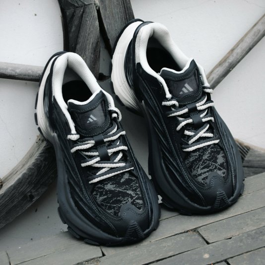 XLG MTW Core Black/Carbon/Cloud White