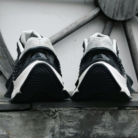 XLG MTW Core Black/Carbon/Cloud White