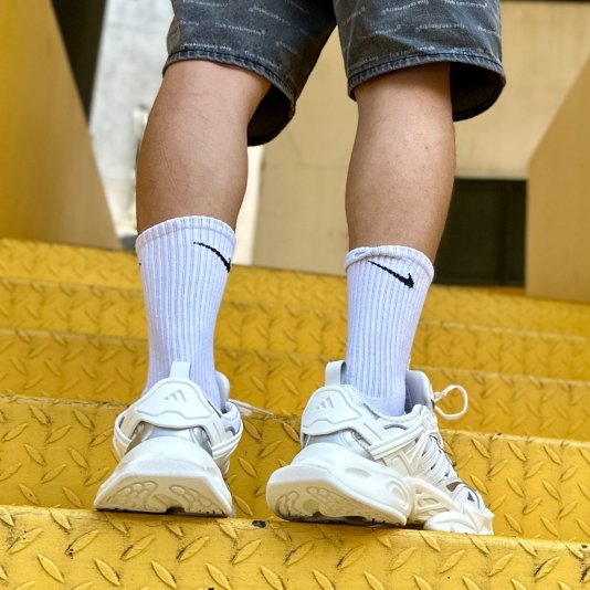 XLG Runner Deluxe Cloud White/White Sail/Off White