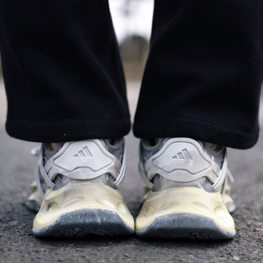 XLG Runner Deluxe Dirty White/Grey Metallic/Silver