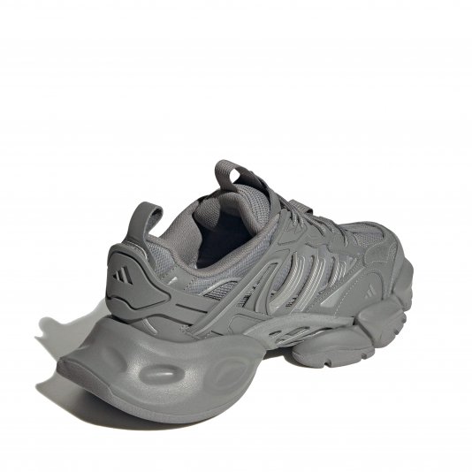 XLG Runner Deluxe Total Gray/Metallic Silver