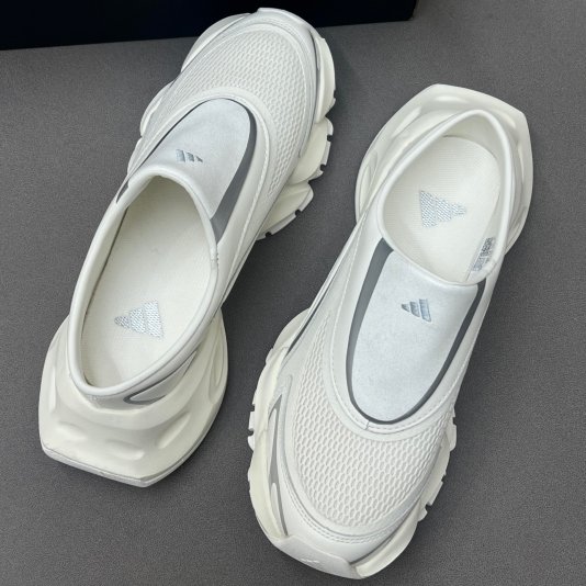 XLG Runner Mule Cloud White/Gray Silver/White Gray