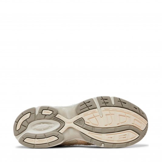 Gel-1130 X Hal Studios Cream/White/Black