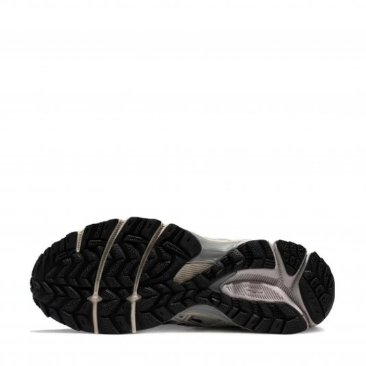 Gel-Kahana 8 Dark Grey/Black/Carbon