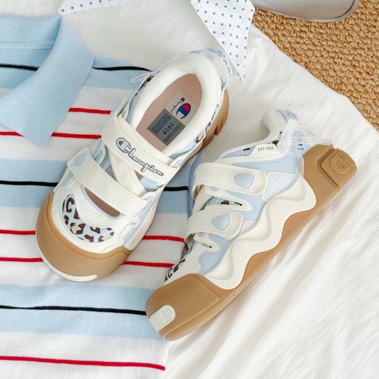 AutoSkate Mary Jane Milk White/Clear Blue