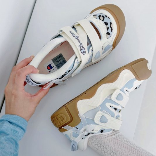 AutoSkate Mary Jane Milk White/Clear Blue