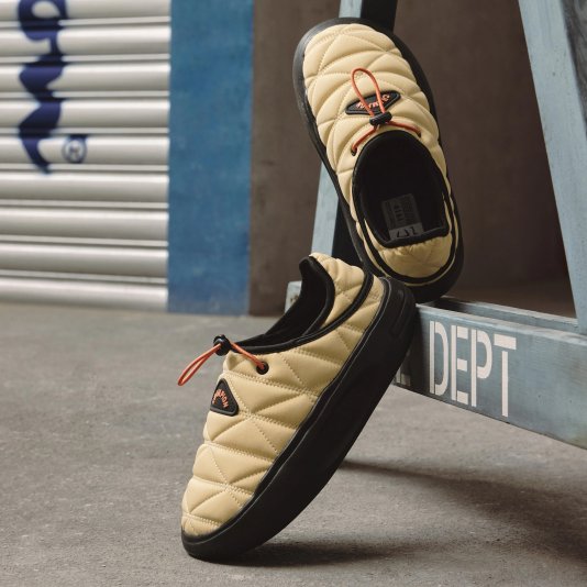 Campus Triangle W Resin Yellow/Red Orange