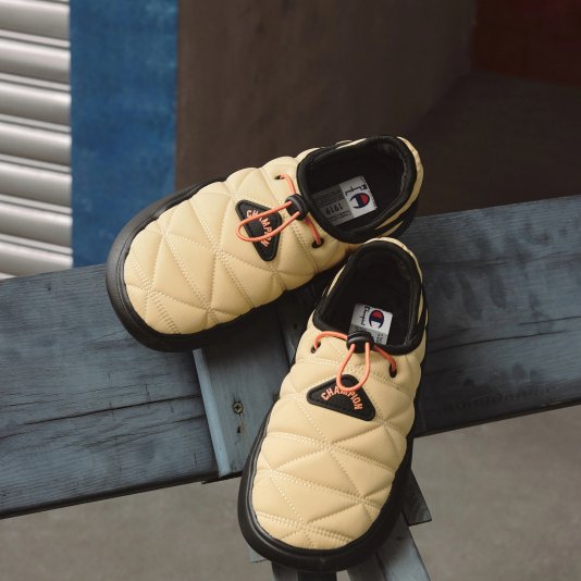 Campus Triangle W Resin Yellow/Red Orange