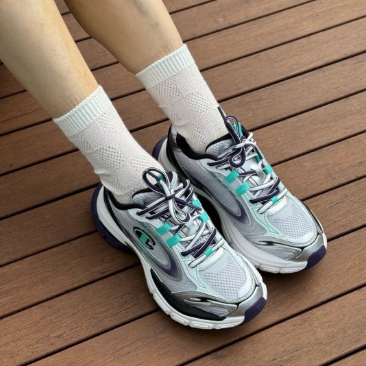 S-wave Champion White/Alloy Gray