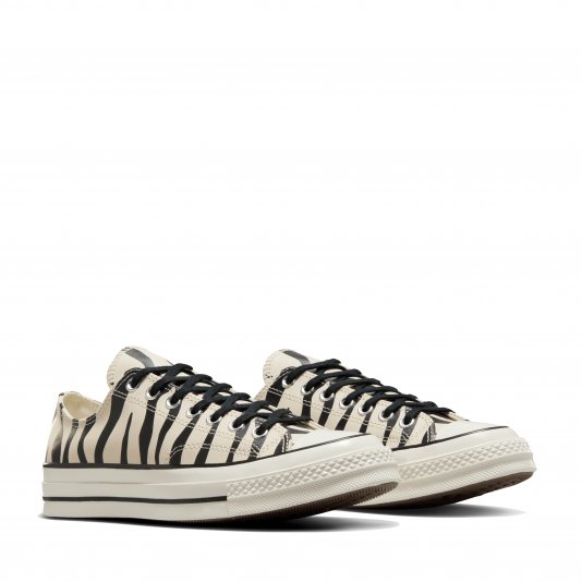 Chuck Taylor Vintage 70 Glow-In-The-Dark Zebra OX Light Dune/Black/Egret