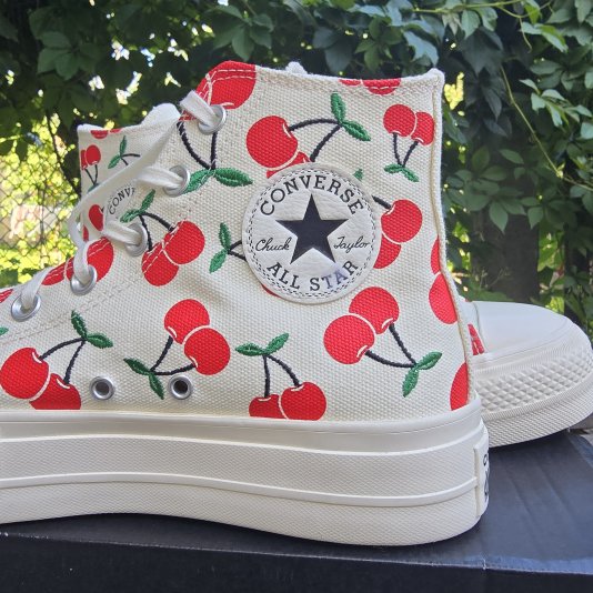 Chuck Taylor All Star Platform Cherries HI Egret/Red/Green ( У )