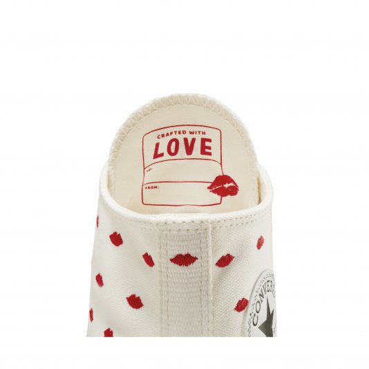 Chuck Taylor Vintage 70 Embroidered Lips HI Vintage White/University Red