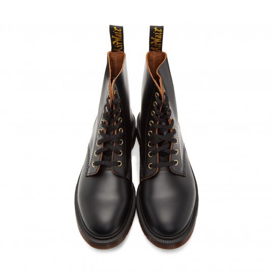 1460 Pascal Black Vintage Smooth